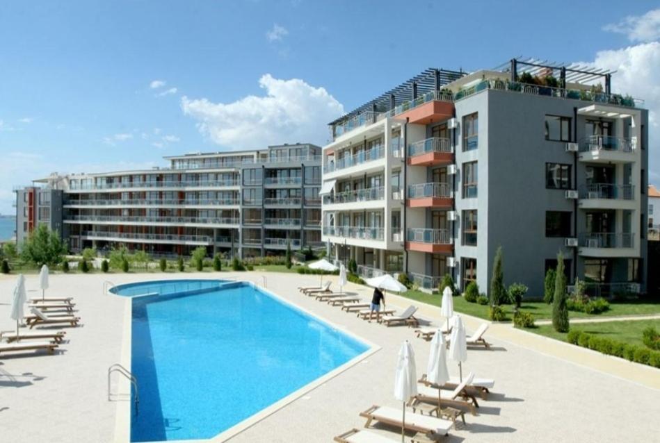 Sun Wave Apartment Presige Sveti Vlas Buitenkant foto