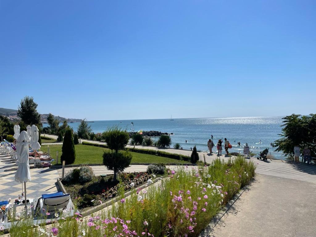 Sun Wave Apartment Presige Sveti Vlas Buitenkant foto